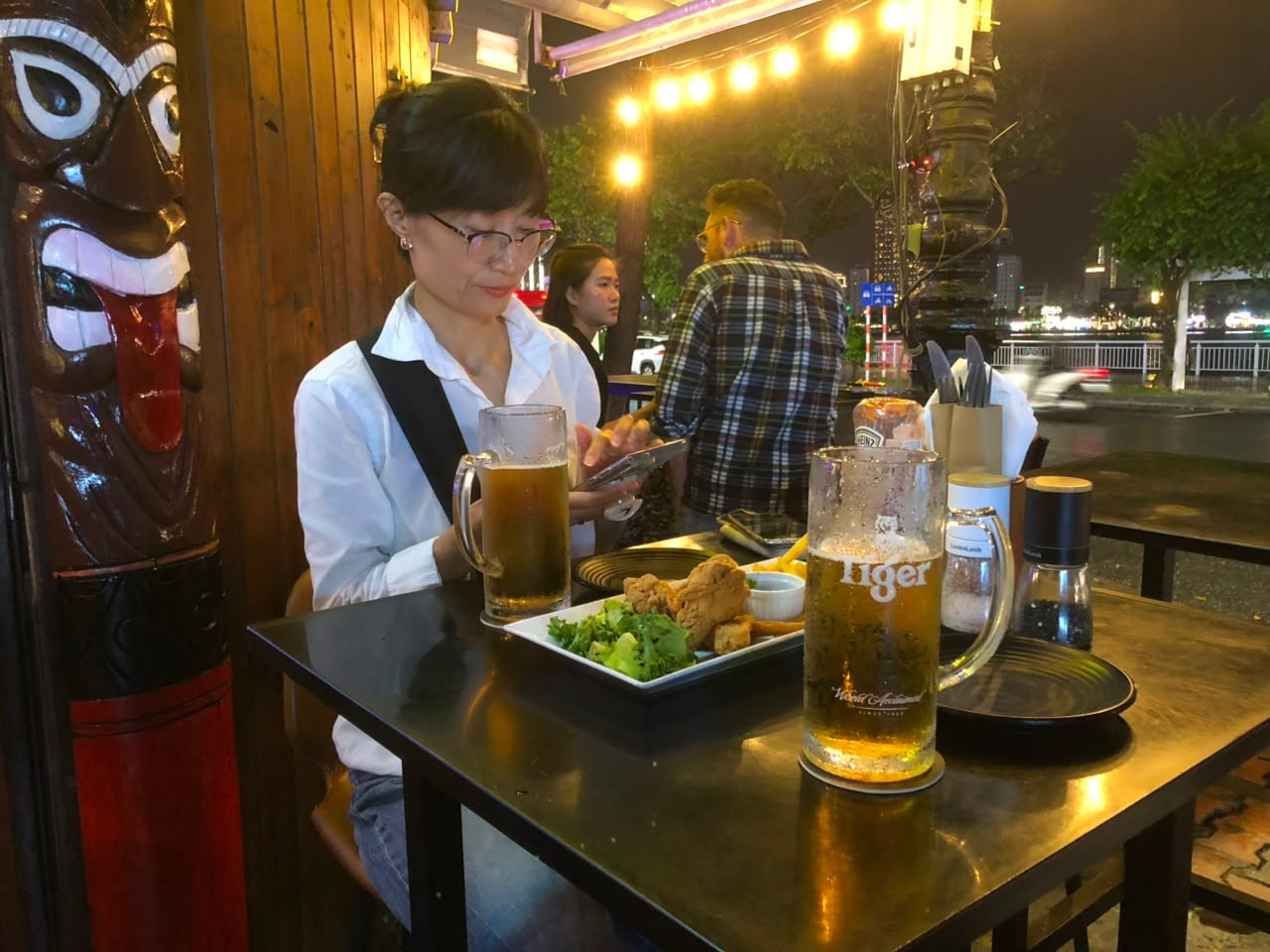 Bamboo 2 Bar outdoor terrace at night